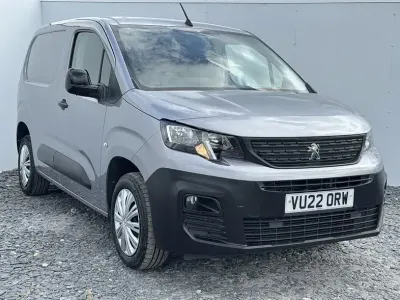 Second-hand Peugeot Partner Premium 131 CP (96 kW) 2022 Gri Monovolum