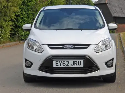 Begagnad Ford C-MAX Titanium 2012 Vit Minibuss