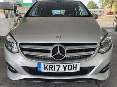 Mercedes B200