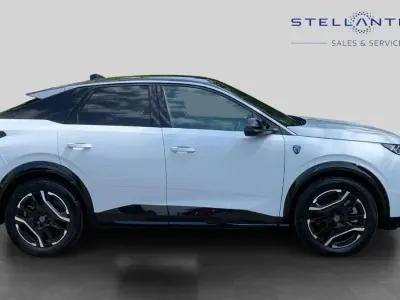 Used Peugeot e-3008 GT 152 kW (207 HP) 2025 White SUV