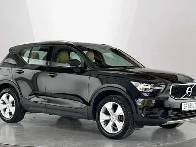 Usado Volvo XC40 Momentum 154 HP (113 kW) 2019 SUV