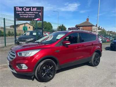 Used Ford Kuga Zetec 120 HP (88 kW) 2017 Red SUV