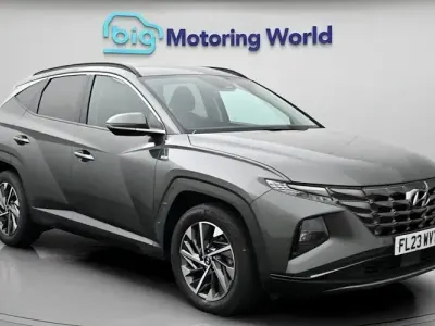 Usado Hyundai Tucson Premium 180 HP (132 kW) 2023 Cinzento SUV