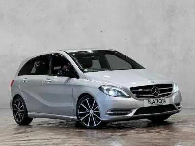Begagnad Mercedes B180 Premium 2014 Silver Minibuss