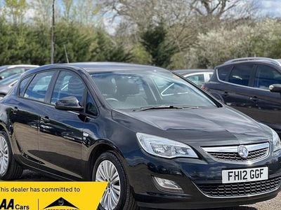 Used Vauxhall Astra Excite 115 HP (84 kW) 2012 Black Hatchback