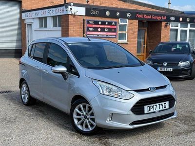 Begagnad Ford B-MAX Titanium 105 HK (77 kW) 2017 Silver Minibuss