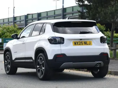 Used Jeep Avenger Summit 100 HP (73 kW) 2025 White SUV