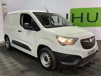 Used Vauxhall Combo 100 HP (73 kW) 2022 White MPV