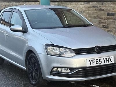 Used VW Polo SE 75 HP (55 kW) 2015 Silver Hatchback