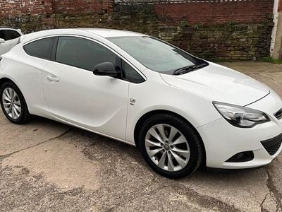 Used Vauxhall Astra GTC SRi 140 HP (102 kW) 2014 Coupe