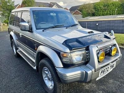 Silver/blue Used 2000 Mitsubishi Pajero SUV | £6,995