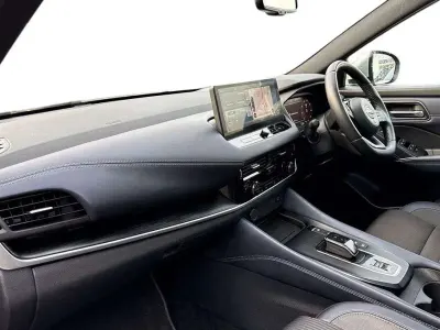 Used Nissan Qashqai Tekna 190 HP (139 kW) 2022 Silver SUV