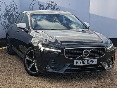 Usado Volvo S90 R-Design 190 CV (139 kW) 2018 Negro Berlina