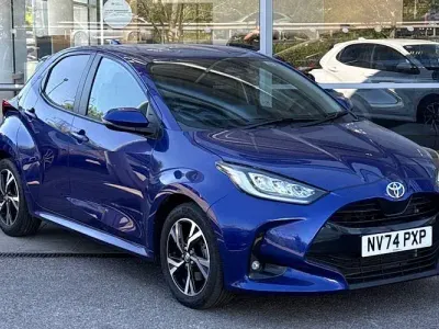 Second-hand Toyota Yaris Hybrid Design 116 CP (85 kW) 2026 Hatchback