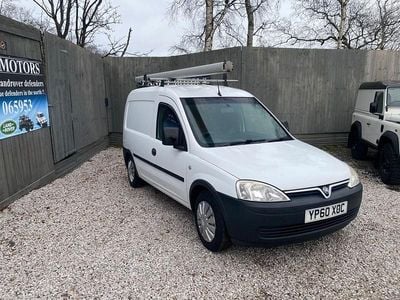 White Used 2010 Vauxhall Combo Van | £1,995 (Fair price)