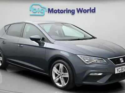 Usado Seat Leon FR 131 HP (96 kW) 2020 Cinzento Citadino