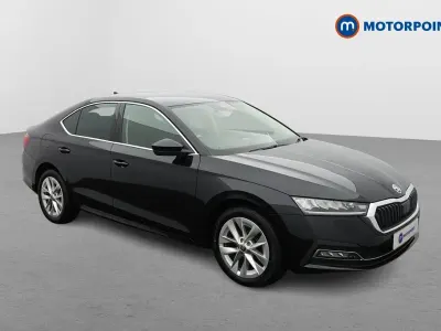 Usado Skoda Octavia SE L 2023 Negro Utilitario