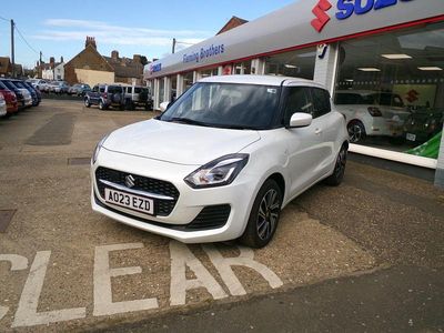 Używany Suzuki Swift SZ-L 2023 Biały Hatchback