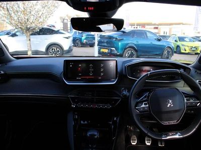 Used Peugeot 2008 GT 129 HP (94 kW) 2023 Orange SUV