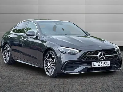 Käytetty Mercedes C220 AMG Line Premium Plus 200 HP (147 kW) 2025 Harmaa Sedan
