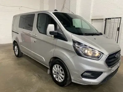 Used Ford Transit Custom Limited 130 HP (95 kW) 2022 Silver Van