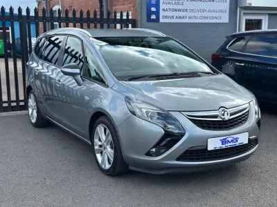 Usado Vauxhall Zafira Tourer SRi 2014 Prateado Monovolume