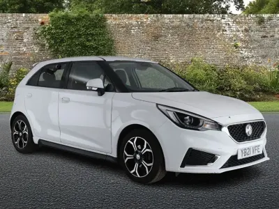 Used MG MG3 Exclusive 106 HP (77 kW) 2021 White Hatchback