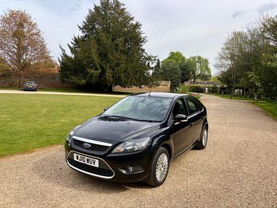 Used Ford Focus Titanium 2010 Black Hatchback