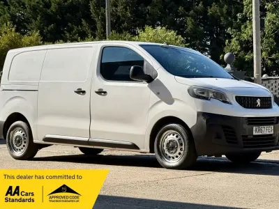 Used Peugeot Expert S 2017 White Van