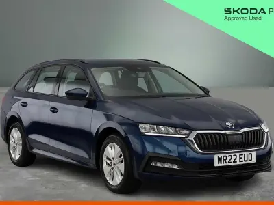 Used Skoda Octavia SE 150 HP (110 kW) 2022 Petrol blue metallic Estate
