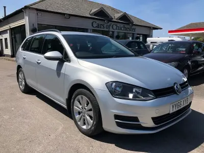 Used VW Golf VII SE 110 HP (80 kW) 2016 Silver Estate