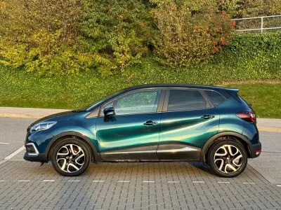 Begagnad Renault Captur Iconic 90 HK (66 kW) 2018 Blå SUV