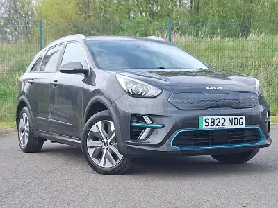 Usado Kia e-Niro 147 kW (201 HP) 2022 Cinzento SUV