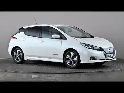 Used Nissan Leaf Tekna 110 kW (150 HP) 2020 White Hatchback