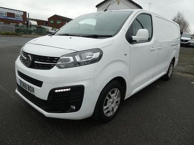 Used Vauxhall Vivaro Sportive 100 HP (73 kW) 2019 White MPV