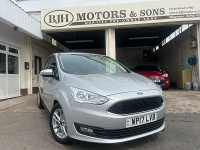 Used Ford C-MAX Zetec 2017 Silver MPV