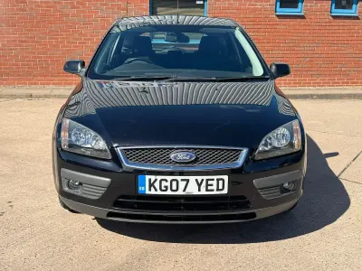 Used Ford Focus Zetec 100 HP (73 kW) 2007 Black Hatchback