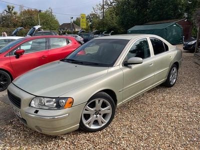 Gold Used 2006 Volvo S60 SE Sedan | £1,495