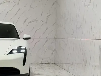 Used Porsche Taycan