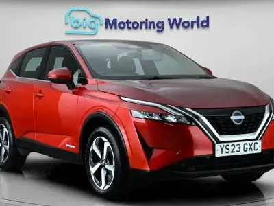 Used Nissan Qashqai Acenta Premium 190 HP (139 kW) 2023 Red SUV
