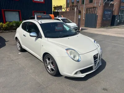 Begagnad Alfa Romeo MiTo Distinctive 135 HK (99 kW) 2011 Vit Halvkombi