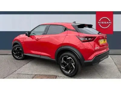 Used Nissan Juke N-Connecta 114 HP (83 kW) 2023 Red SUV