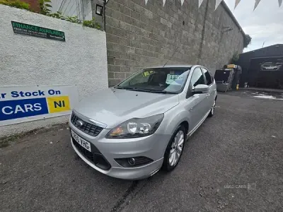 Used Ford Focus Zetec 2010 Silver Hatchback