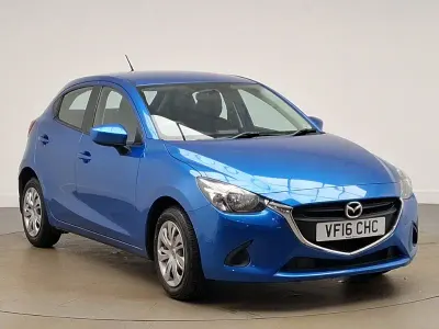 Used Mazda 2 75 HP (55 kW) 2016 Blue Hatchback