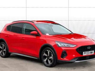 Used Ford Focus Active 120 HP (88 kW) 2022 Red Hatchback