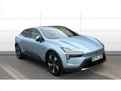 Begagnad Polestar 4 Plus 196 kW (267 HK) 2025 Blå SUV