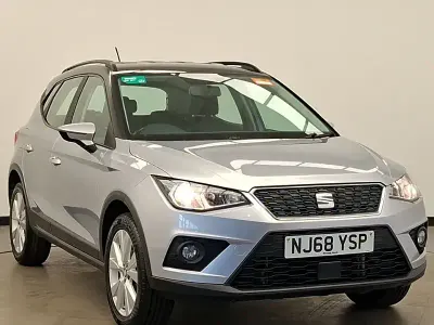 Used Seat Arona SE Technology 115 HP (84 kW) 2018 Silver SUV