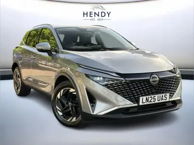 Used Nissan Qashqai N-Connecta 138 HP (101 kW) 2025 Silver SUV