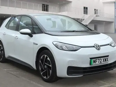 Używany VW ID.3 Pro 106 kW (145 KM) 2022 Biały Hatchback