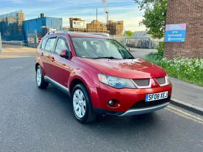 Używany Mitsubishi Outlander Elegance 170 KM (125 kW) 2008 Czerwony SUV